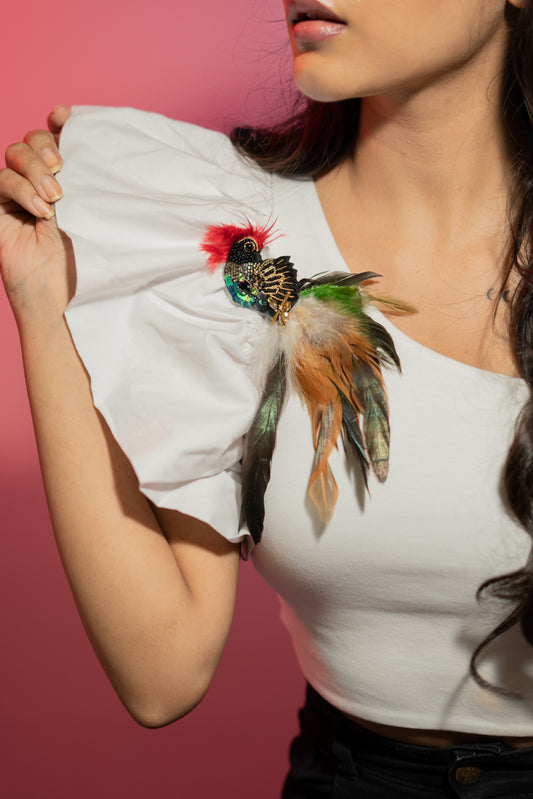 Heliotroupe Detachable Feathers Brooch